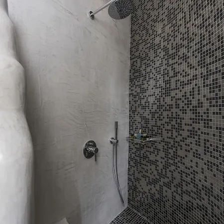 Ambition (adults Only) Otel