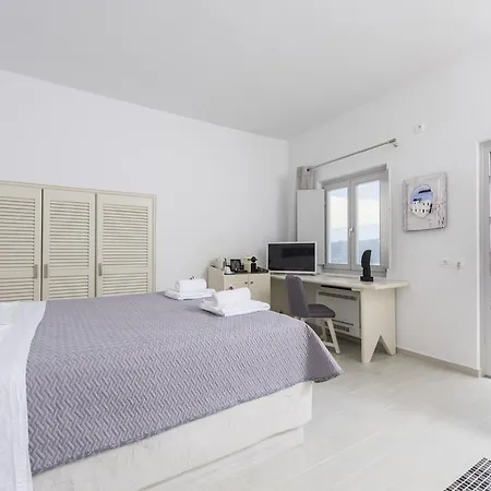 Ambition (adults Only) Otel