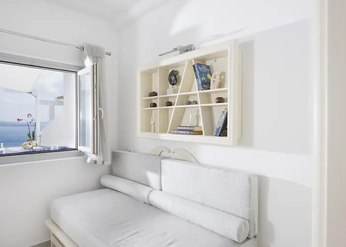 Ambition (adults Only) Hotel Ia